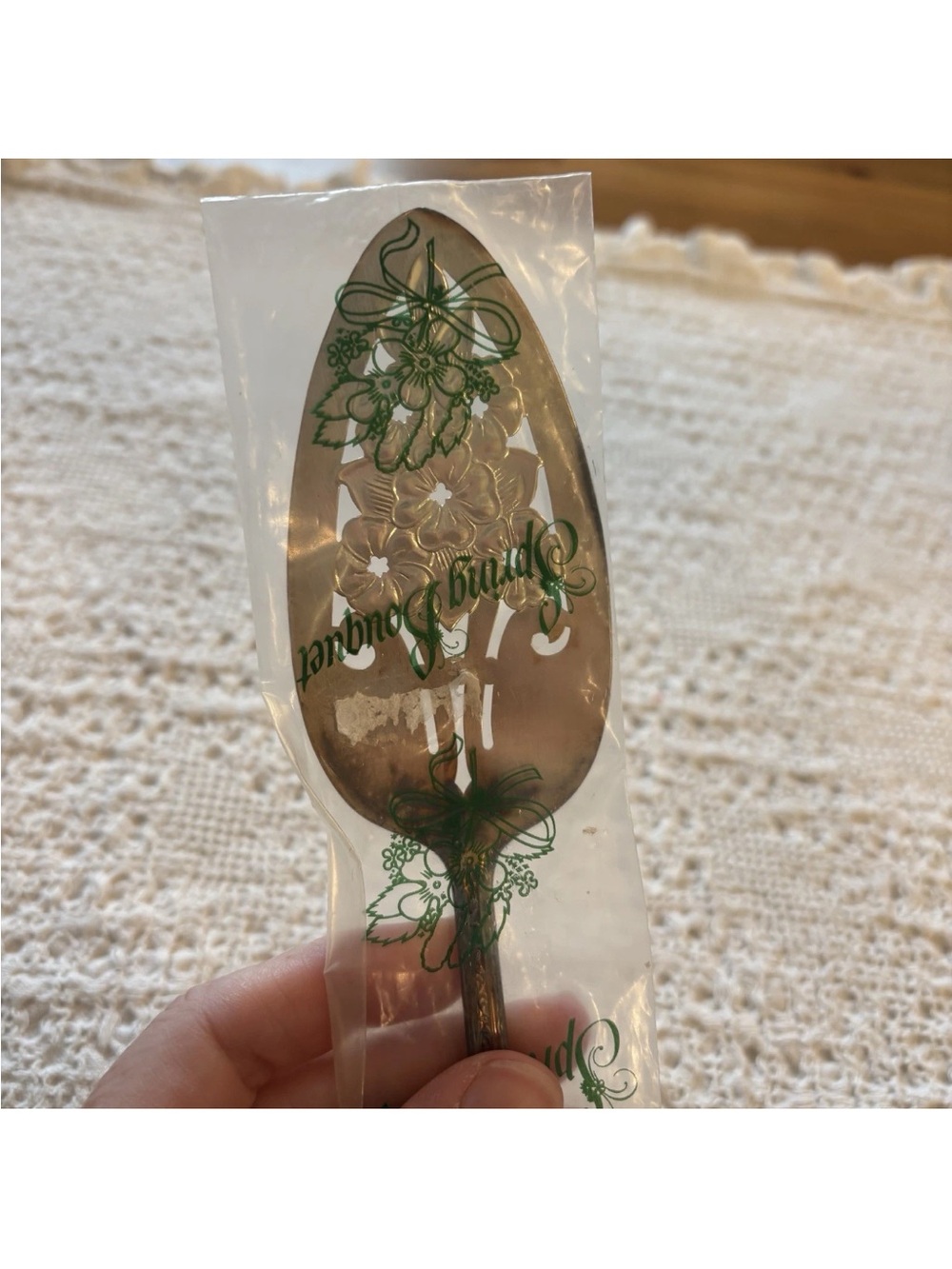 Vintage Wm Rogers Co Silver Plate Floral Cake pie Server New In Package
